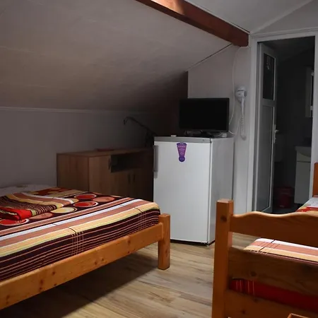 Maricris Tuzla