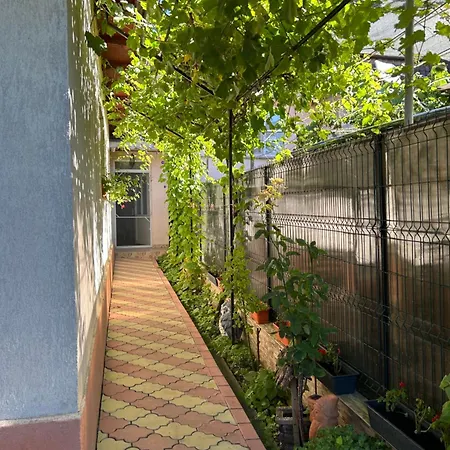 Maricris Gasthuis Tuzla